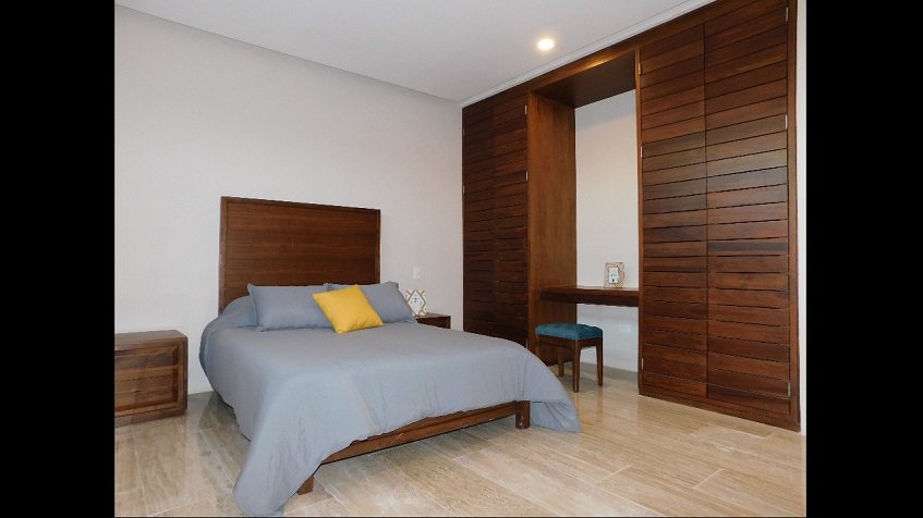 Bedroom with a built in wardrobe at Torre Avia Country Village