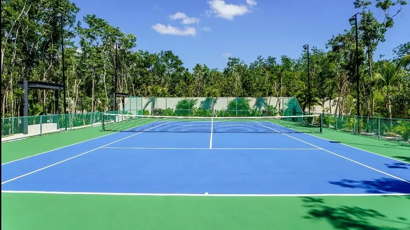 A tennis court in Villa Naranjo Playa del Carmen