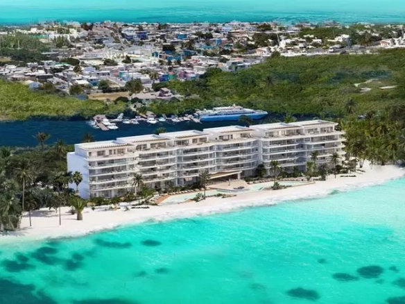 Front aerial view of Marietta Residencias Isla Mujeres