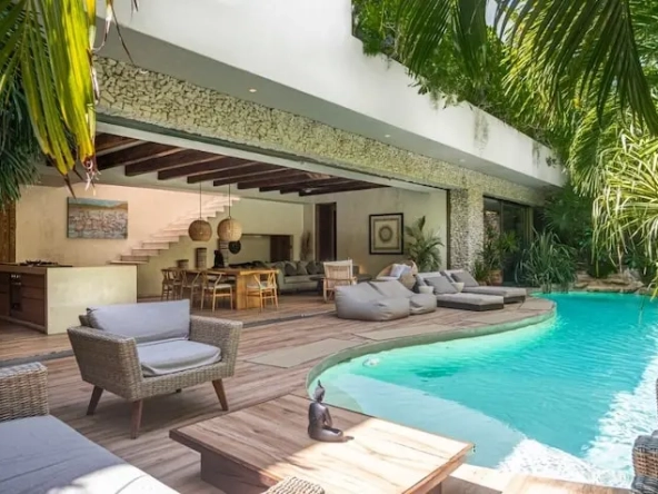 Facade rear with Pool in Villa Verde Tulum