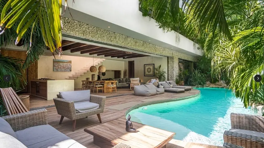 Facade rear with Pool in Villa Verde Tulum