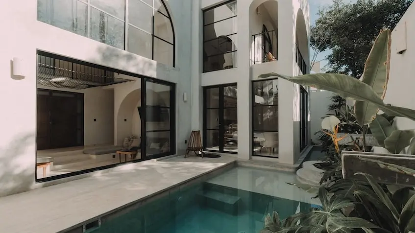 Pool and livingroom in Torana Tulum