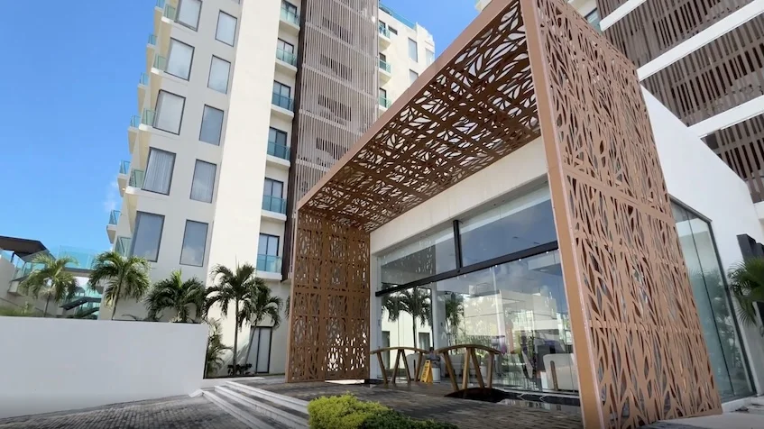 Main entrance to Valle Aurora Playa del Carmen