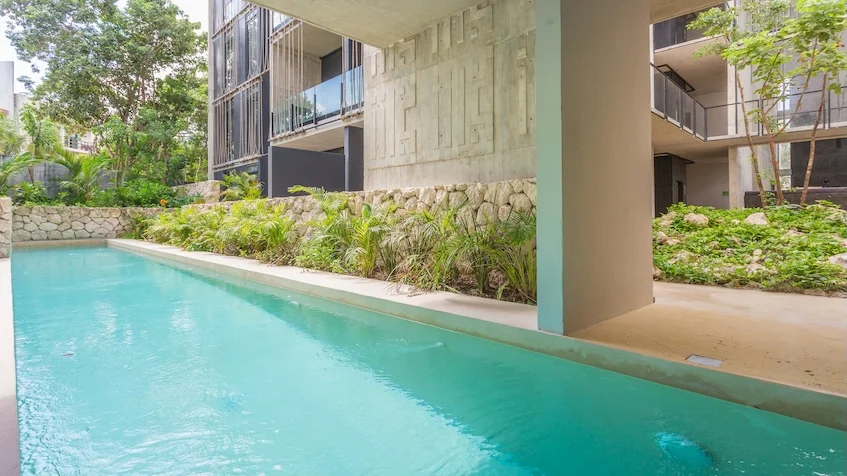 Alberca y Jardin en Iik Tulum