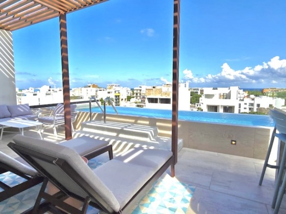 Rooftop vista ciudad Blu 38 Playa del Carmen