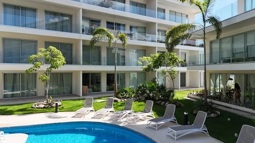 Piscine intérieure à The Leaf Playa del Carmen