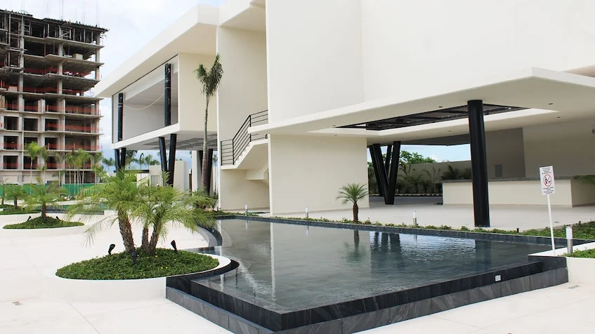 Entrata principal en Valle Aurora Cancun