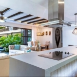 Cocina vista jardín amistad en boutique residences Tulum
