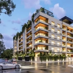 Se muestra la fachada Costa Celeste Playa del Carmen