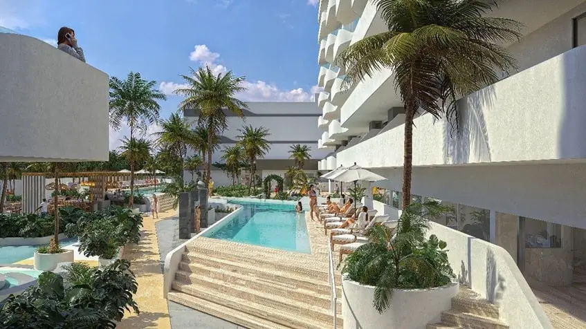 Area comun con alberca en See Towers Cancun
