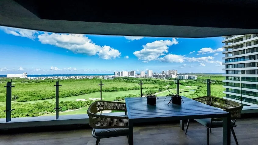 Bar rooftop in Woha Puerto Cancun