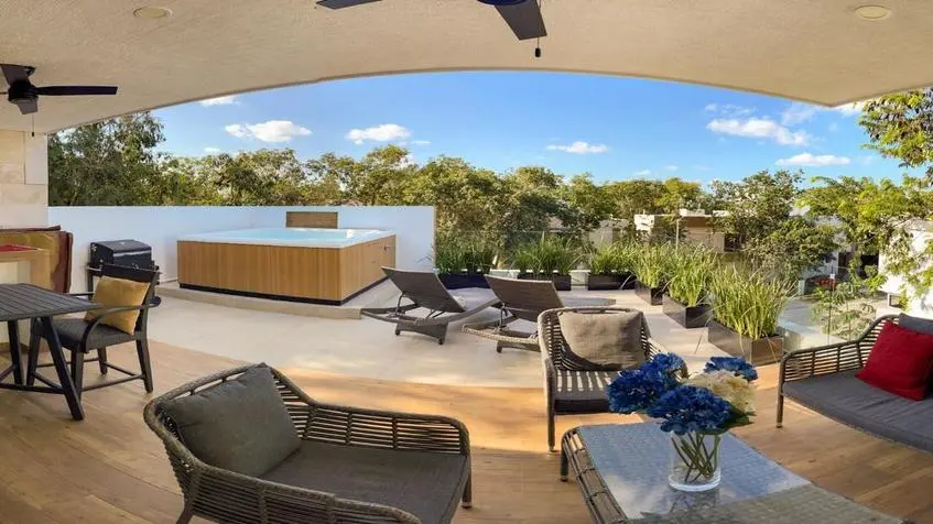 Terraza con vista al Condominio en Casa senderos Mayakoba Playa del Carmen