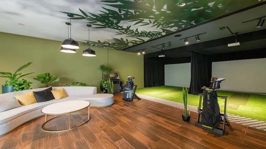Golf Game Room in Residential Province Merida