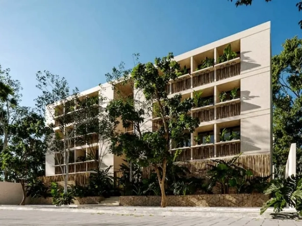 Entrada principal residencial Baktun Tulum