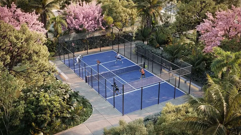 A paddle tennis court in Paramo Residencial Valladolid Yucatan