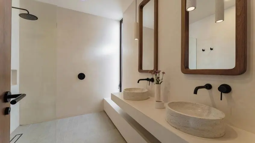 Un baño principal en Villa Riviera Tulum