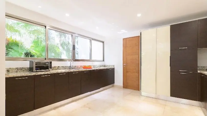 Fully equipped kitchen in Villa Lol Ha Playacar Playa del Carmen