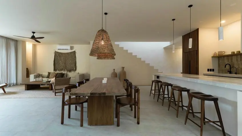 Comedor con cocina en Villa Riviera Tulum