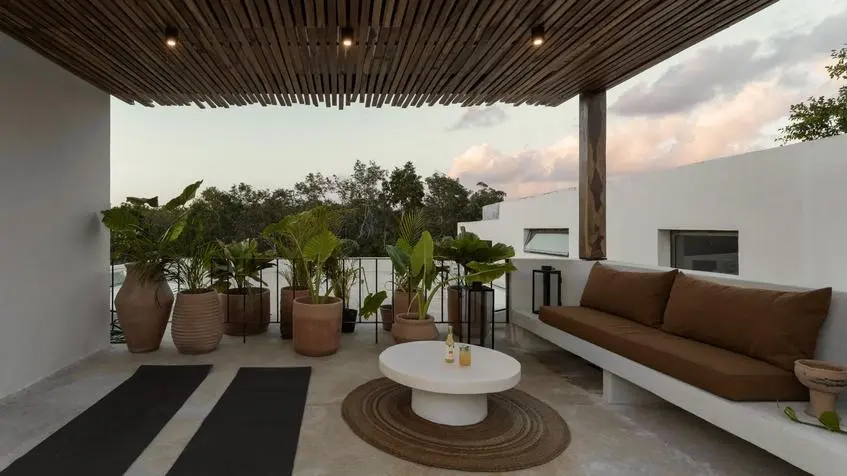 Una terraza en el rooftop en Villa Riviera Tulum