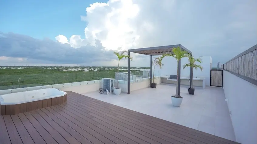Rooftop vista a la ciudad con Macondo Mayakoba Playa del Carmen