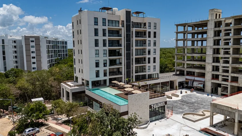 Vista Edificios en Macondo Ciudad Mayakobá Playa del Carmen
