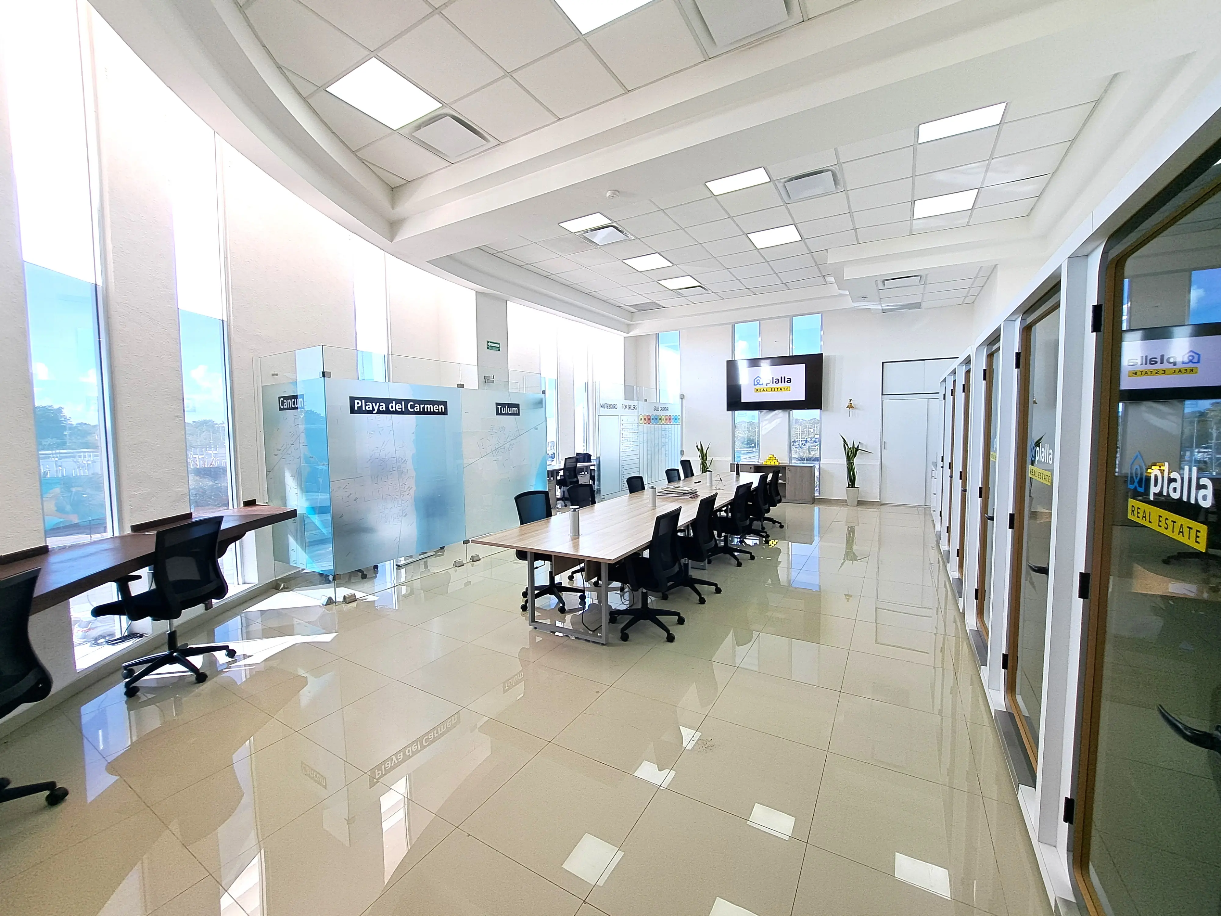 Vista esquina oficinas plalla real estate