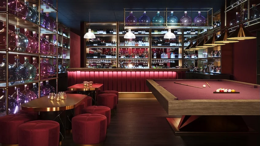 Bar billar en Bojo Luxury Residences Playa del Carmen