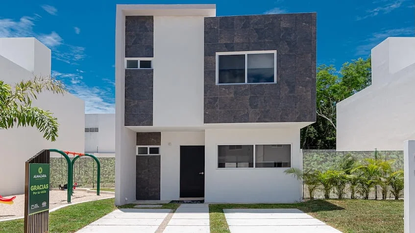 Fachada modelo tabachin en Almazara Playa del Carmen