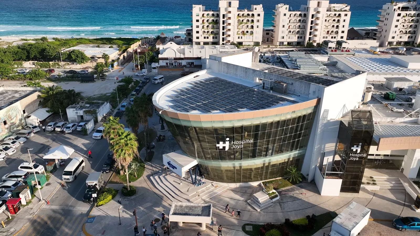 Hospital Joya Cancun Facade