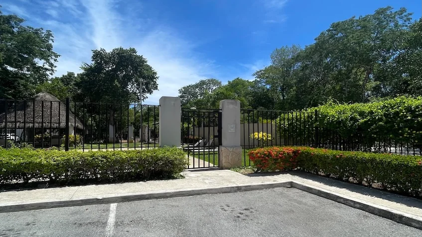 Entrada con 